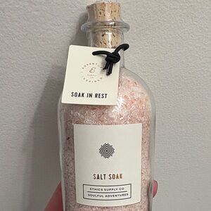 Pink Salt Soak